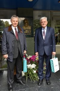 Basorelief Timofei Moșneaga